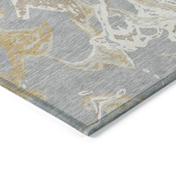 Homeroots 3' Artichoke Green And Ivory Abstract Washable Rug For Indoor And Outdoor Use - Stylish And Durable 5' X 8' Polyester 600091