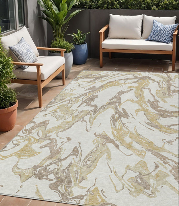 Homeroots 3' Artichoke Green And Ivory Abstract Washable Rug For Indoor And Outdoor Use - Stylish And Durable 5' X 8' Polyester 600097
