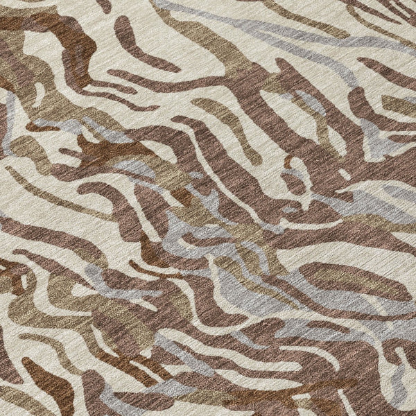 Homeroots 3' Beige Brown And Ivory Abstract Washable Area Rug For Indoor Or Outdoor Comfort And Style 8' Round Polyester 600278