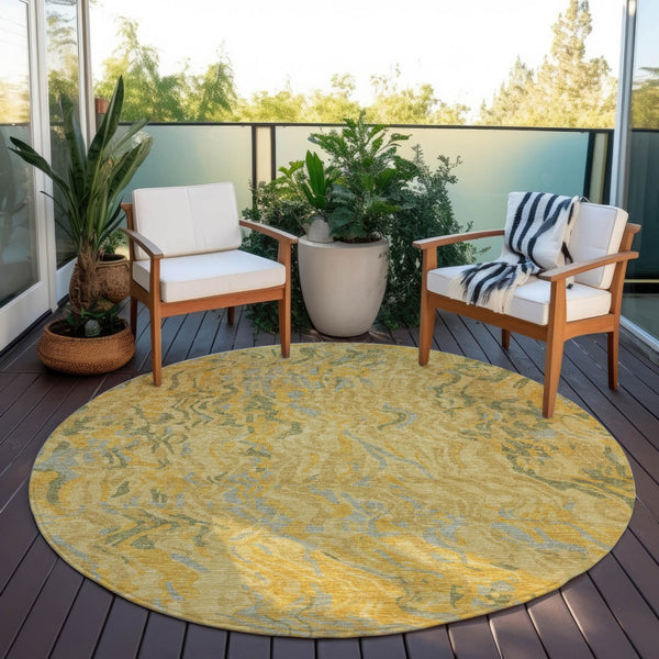 Homeroots 3' Beige Brown And Ivory Abstract Washable Area Rug For Indoor Or Outdoor Comfort And Style 8' Round Polyester 600290
