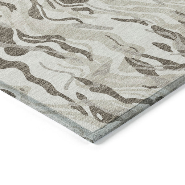 Homeroots 3' Beige Brown And Ivory Abstract Washable Area Rug For Indoor Or Outdoor Comfort And Style 9' X 12' Polyester 600304