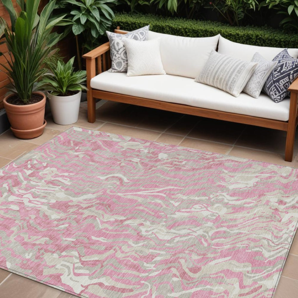 HomeRoots 9' Modern Abstract Pink Gray Ivory Washable Area Rug - Perfect for Indoor & Outdoor Spaces! 600310