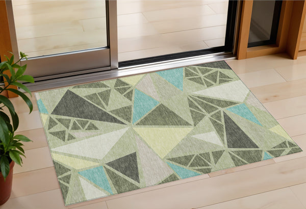 Homeroots 3' Stylish Geometric Artichoke Green And Aqua Washable Area Rug For Indoor And Outdoor Spaces 3' X 5' Polyester 600336