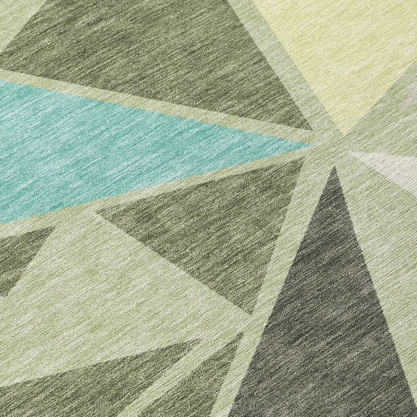 Homeroots 3' Stylish Geometric Artichoke Green And Aqua Washable Area Rug For Indoor And Outdoor Spaces 8' Round Polyester 600338