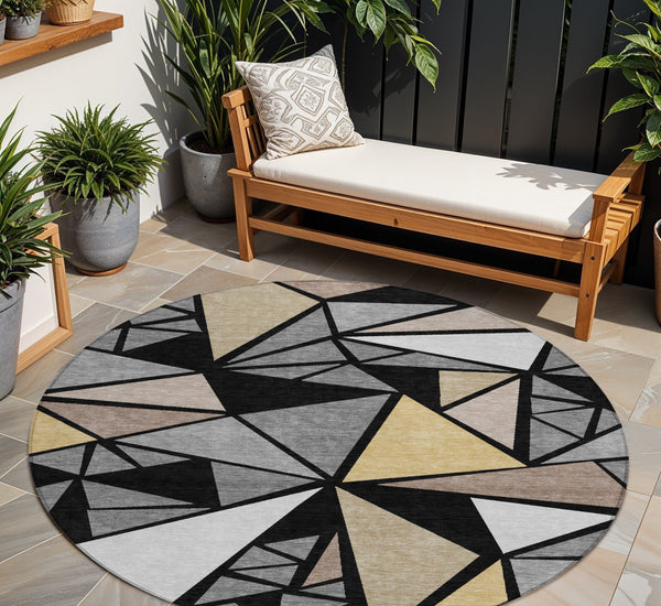 Homeroots 3' Stylish Geometric Artichoke Green And Aqua Washable Area Rug For Indoor And Outdoor Spaces 8' Round Polyester 600350