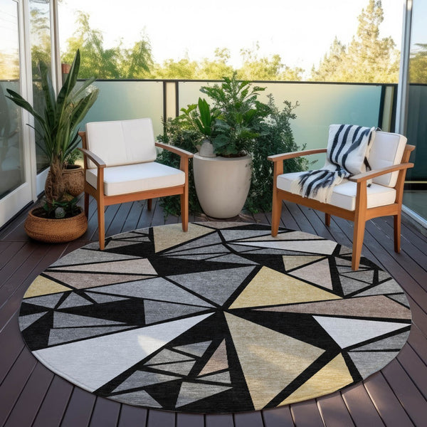 Homeroots 3' Stylish Geometric Artichoke Green And Aqua Washable Area Rug For Indoor And Outdoor Spaces 8' Round Polyester 600350