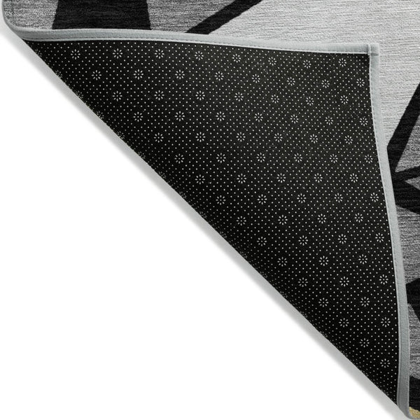 Homeroots 3' Stylish Geometric Artichoke Green And Aqua Washable Area Rug For Indoor And Outdoor Spaces 9' X 12' Polyester 600352