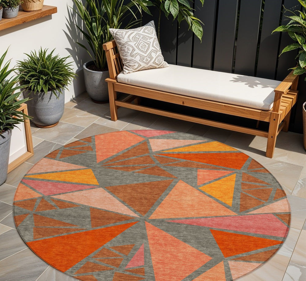 HomeRoots 5' Modern Geometric Rust Gray and Pink Area Rug - Washable, Durable, Indoor/Outdoor Style for High Traffic 8' Round 600392