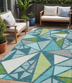 Homeroots 3' Stylish Geometric Artichoke Green And Aqua Washable Area Rug For Indoor And Outdoor Spaces 5' X 8' Polyester 600397