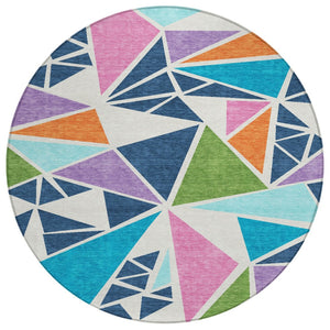 HomeRoots 5' Stylish Geometric Indoor Outdoor Area Rug - Vibrant Colors, Washable, Durable, and Stain-Resistant 8' Round 600410