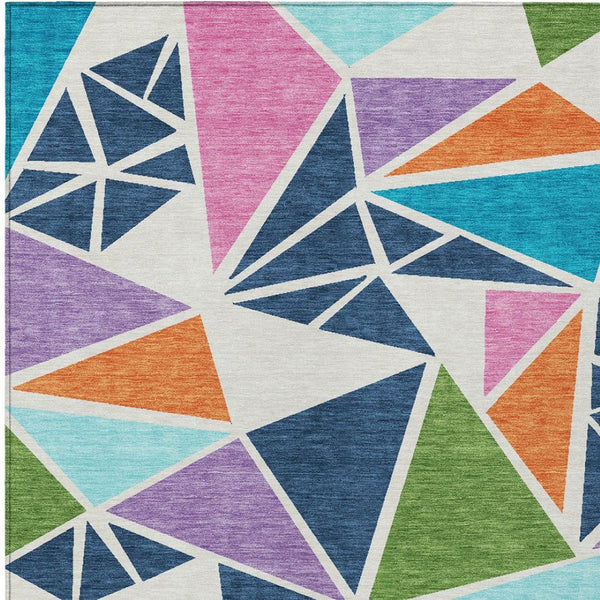 Homeroots 3' Stylish Geometric Artichoke Green And Aqua Washable Area Rug For Indoor And Outdoor Spaces 8' X 10' Polyester 600411