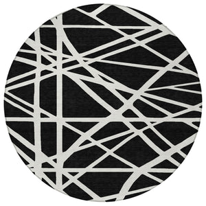 Homeroots 3' Stylish Beige And Ivory Geometric Washable Area Rug For Indoor And Outdoor Spaces - Durable Design 8' Round Polyester 600422