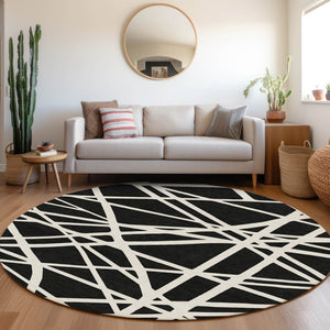 Homeroots 3' Stylish Beige And Ivory Geometric Washable Area Rug For Indoor And Outdoor Spaces - Durable Design 8' Round Polyester 600422