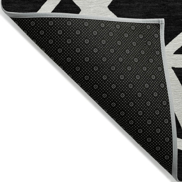 HomeRoots 9' X 12' Black and Ivory Geometric Rug - Stylish, Washable, Durable for Indoor & Outdoor Spaces 600424