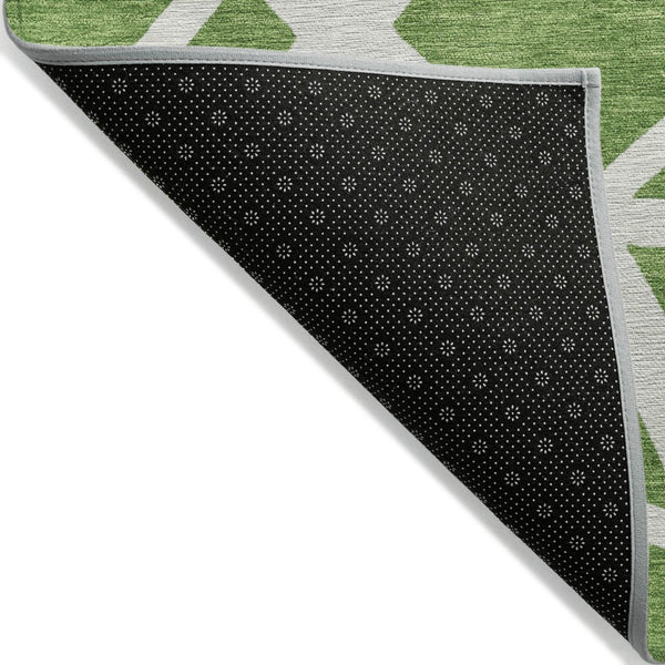 HomeRoots 5' Geometric Green and Ivory Washable Area Rug for Indoor Outdoor Use, Stylish and Durable Design 8' X 10' 600447