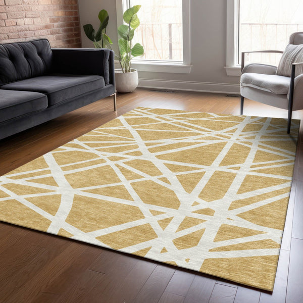 Homeroots 3' Stylish Beige And Ivory Geometric Washable Area Rug For Indoor And Outdoor Spaces - Durable Design 5' X 8' Polyester 600451
