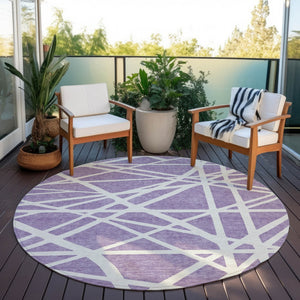 Homeroots 3' Stylish Beige And Ivory Geometric Washable Area Rug For Indoor And Outdoor Spaces - Durable Design 8' Round Polyester 600470