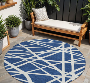 Homeroots 3' Stylish Beige And Ivory Geometric Washable Area Rug For Indoor And Outdoor Spaces - Durable Design 8' Round Polyester 600476