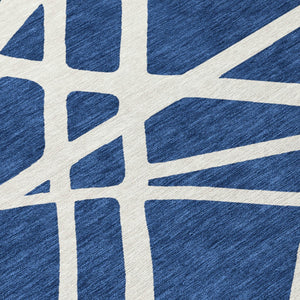 Homeroots 3' Stylish Beige And Ivory Geometric Washable Area Rug For Indoor And Outdoor Spaces - Durable Design 8' Round Polyester 600476