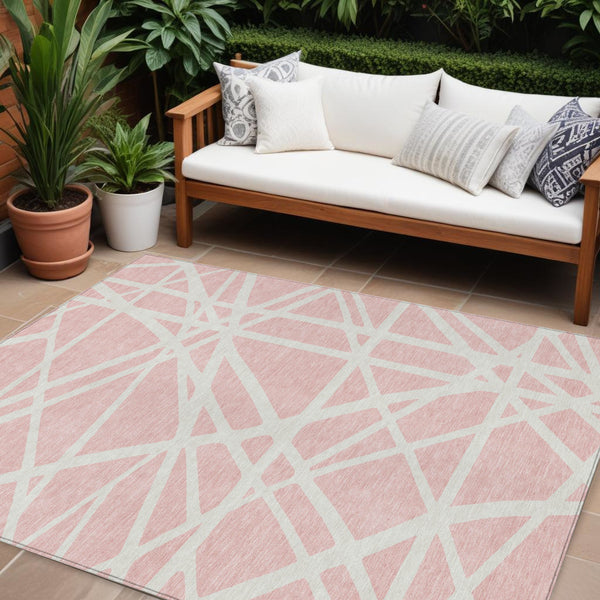 Homeroots 3' Stylish Beige And Ivory Geometric Washable Area Rug For Indoor And Outdoor Spaces - Durable Design 8' X 10' Polyester 600483