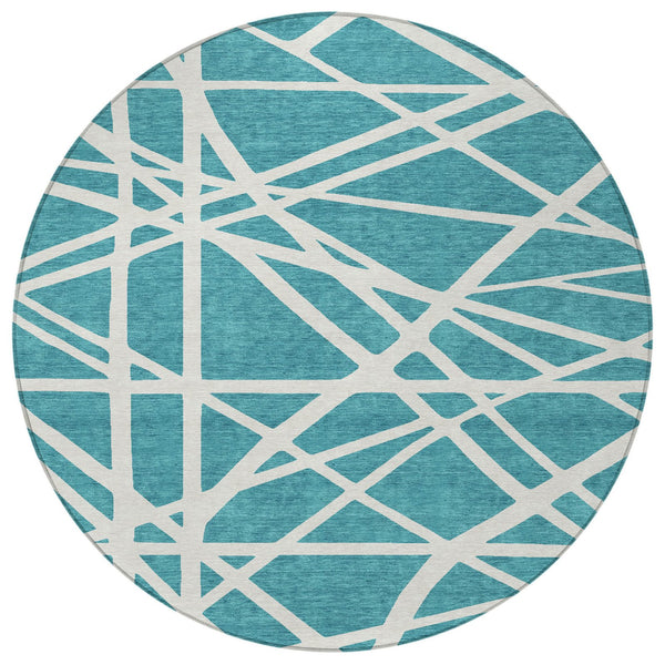 Homeroots 3' Stylish Beige And Ivory Geometric Washable Area Rug For Indoor And Outdoor Spaces - Durable Design 8' Round Polyester 600494
