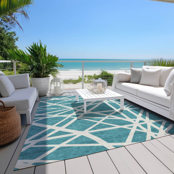 Homeroots 3' Stylish Beige And Ivory Geometric Washable Area Rug For Indoor And Outdoor Spaces - Durable Design 8' X 10' Polyester 600495