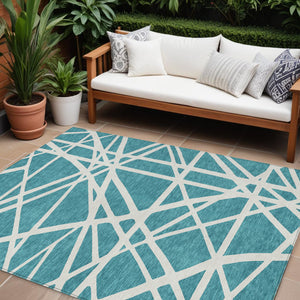 Homeroots 3' Stylish Beige And Ivory Geometric Washable Area Rug For Indoor And Outdoor Spaces - Durable Design 9' X 12' Polyester 600496