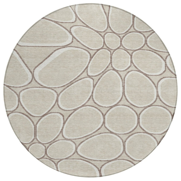 HomeRoots 5' Abstract Beige and Brown Area Rug – Durable, Washable Indoor/Outdoor Design for Stylish Spaces 8' Round 600512