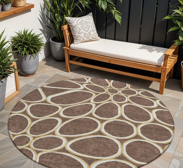 Homeroots 3' Artichoke Green And Ivory Abstract Washable Area Rug For Indoor And Outdoor Use, Durable Design 8' Round Polyester 600524