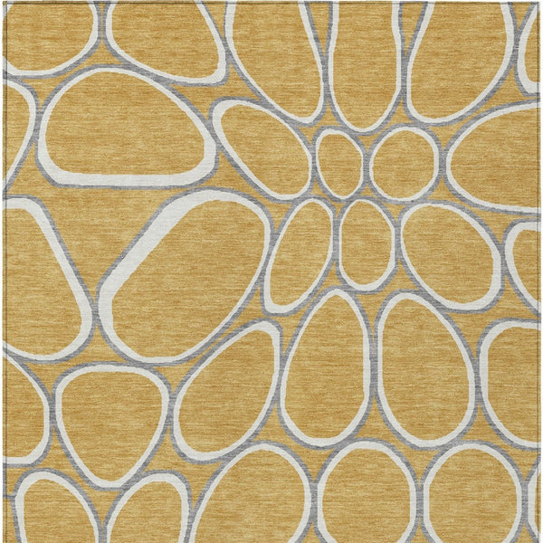 Homeroots 3' Artichoke Green And Ivory Abstract Washable Area Rug For Indoor And Outdoor Use, Durable Design 5' X 8' Polyester 600529