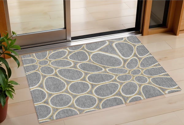 Homeroots 3' Artichoke Green And Ivory Abstract Washable Area Rug For Indoor And Outdoor Use, Durable Design 3' X 5' Polyester 600534