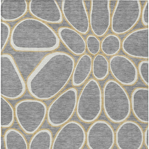Homeroots 3' Artichoke Green And Ivory Abstract Washable Area Rug For Indoor And Outdoor Use, Durable Design 5' X 8' Polyester 600535