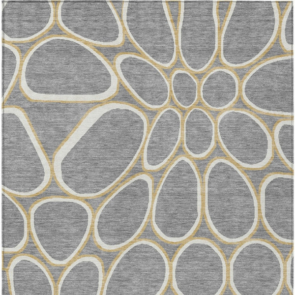 Homeroots 3' Artichoke Green And Ivory Abstract Washable Area Rug For Indoor And Outdoor Use, Durable Design 5' X 8' Polyester 600535