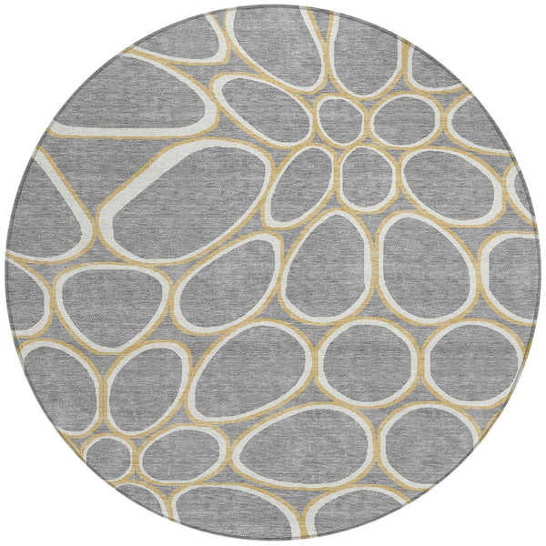 Homeroots 3' Artichoke Green And Ivory Abstract Washable Area Rug For Indoor And Outdoor Use, Durable Design 8' Round Polyester 600536