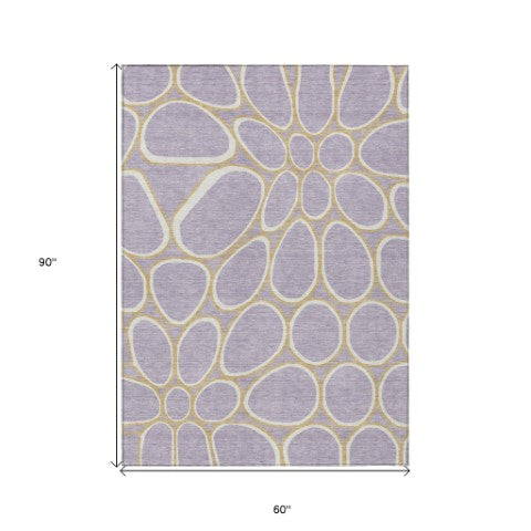 Homeroots 3' Artichoke Green And Ivory Abstract Washable Area Rug For Indoor And Outdoor Use, Durable Design 5' X 8' Polyester 600547
