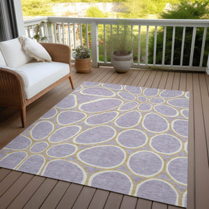 Homeroots 3' Artichoke Green And Ivory Abstract Washable Area Rug For Indoor And Outdoor Use, Durable Design 9' X 12' Polyester 600550