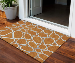 Homeroots 3' Artichoke Green And Ivory Abstract Washable Area Rug For Indoor And Outdoor Use, Durable Design 3' X 5' Polyester 600558