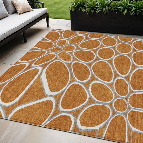 Homeroots 3' Artichoke Green And Ivory Abstract Washable Area Rug For Indoor And Outdoor Use, Durable Design 5' X 8' Polyester 600559