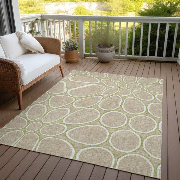 Homeroots 3' Artichoke Green And Ivory Abstract Washable Area Rug For Indoor And Outdoor Use, Durable Design 9' X 12' Polyester 600568