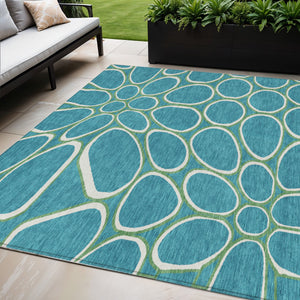 Homeroots 3' Artichoke Green And Ivory Abstract Washable Area Rug For Indoor And Outdoor Use, Durable Design 5' X 8' Polyester 600571