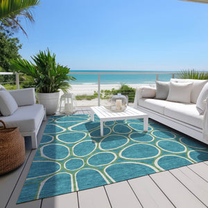 Homeroots 3' Artichoke Green And Ivory Abstract Washable Area Rug For Indoor And Outdoor Use, Durable Design 8' X 10' Polyester 600573