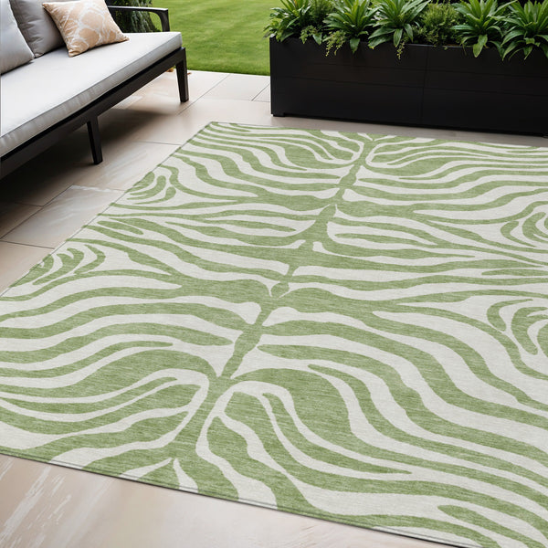 Homeroots 3' Artichoke Green And Ivory Animal Print Washable Area Rug For Indoor Or Outdoor Use, Durable Style 5' X 8' Polyester 600577