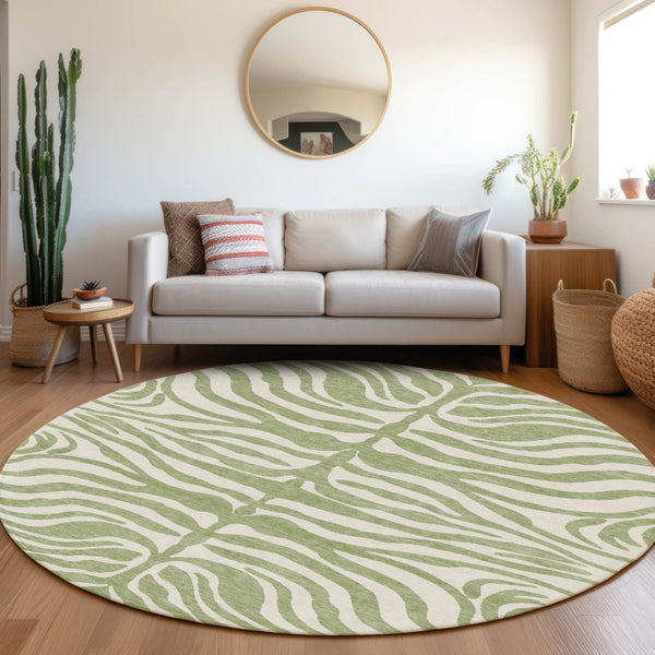 Homeroots 3' Artichoke Green And Ivory Animal Print Washable Area Rug For Indoor Or Outdoor Use, Durable Style 8' Round Polyester 600578