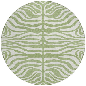 Homeroots 3' Artichoke Green And Ivory Animal Print Washable Area Rug For Indoor Or Outdoor Use, Durable Style 8' Round Polyester 600578