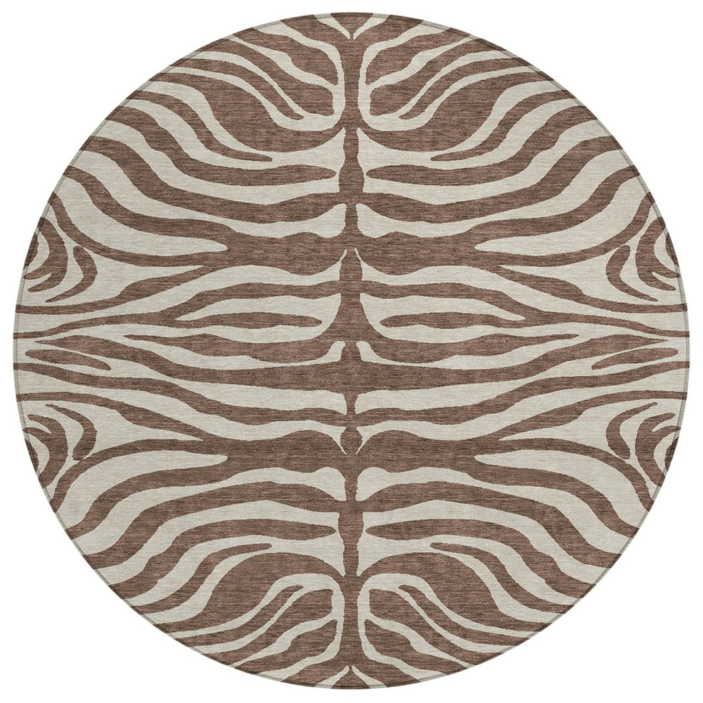 HomeRoots 5' Bold Brown and Beige Animal Print Washable Area Rug for Stylish Indoor and Outdoor Spaces 8' Round 600596