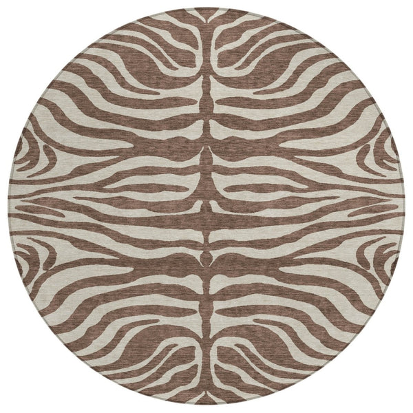 HomeRoots 5' Bold Brown and Beige Animal Print Washable Area Rug for Stylish Indoor and Outdoor Spaces 8' Round 600596