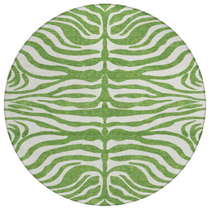 HomeRoots 5' Stylish Green and Ivory Animal Print Area Rug - Washable, Durable for Indoor & Outdoor Use 8' Round 600608