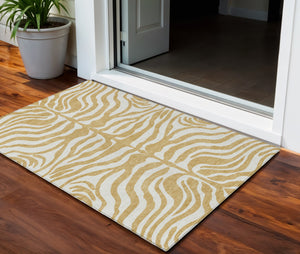 Homeroots 3' Artichoke Green And Ivory Animal Print Washable Area Rug For Indoor Or Outdoor Use, Durable Style 3' X 5' Polyester 600612