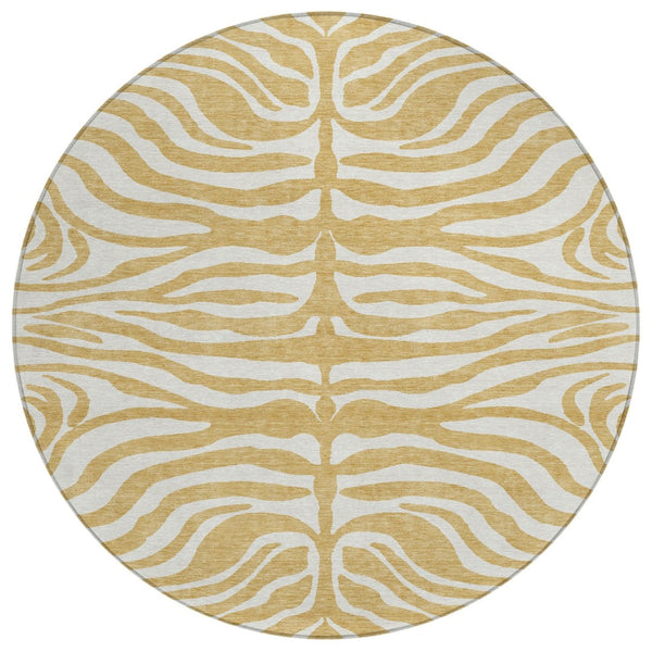 HomeRoots 5' Gold and Ivory Animal Print Area Rug - Stylish, Durable, Washable Design for Indoor and Outdoor Use 8' Round 600614
