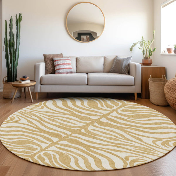 Homeroots 3' Artichoke Green And Ivory Animal Print Washable Area Rug For Indoor Or Outdoor Use, Durable Style 8' Round Polyester 600614